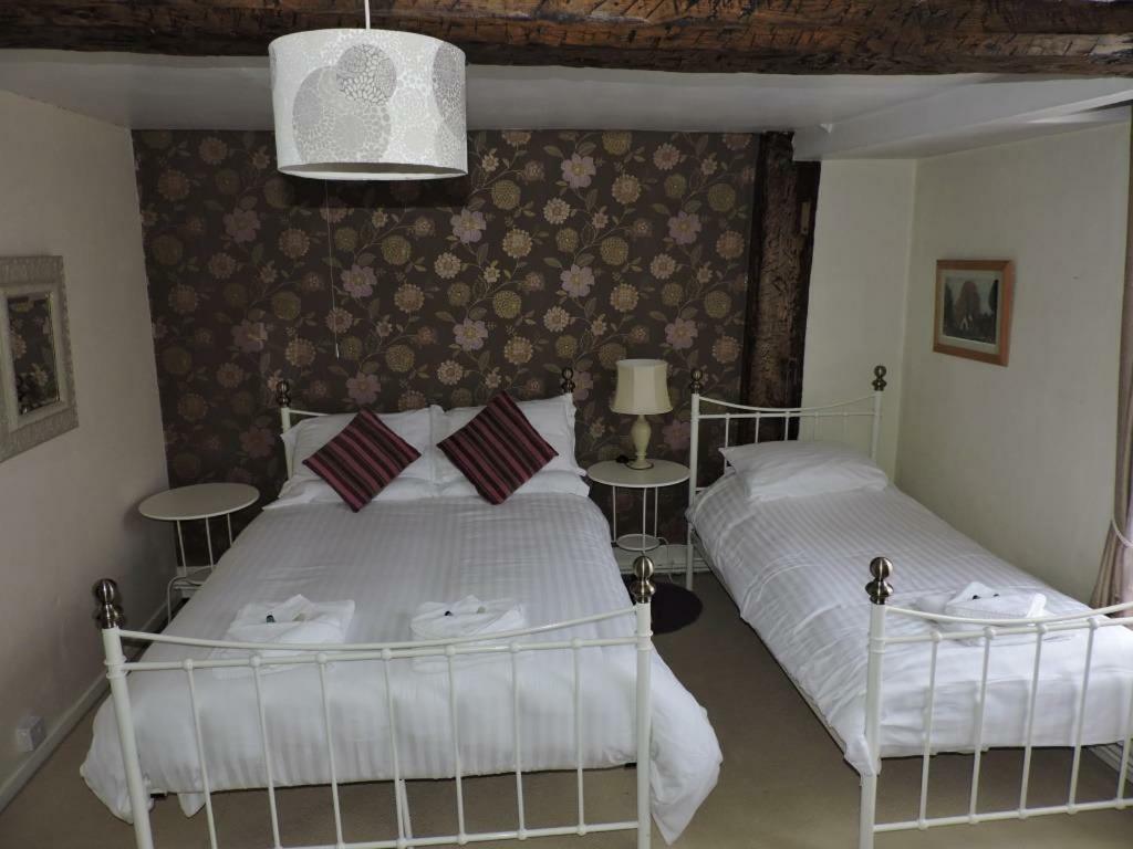 The Fox Hotel Much Wenlock Buitenkant foto